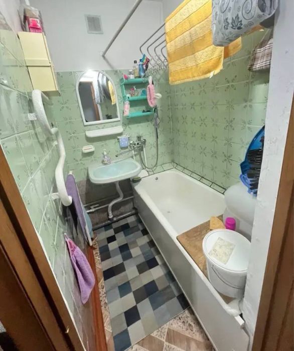 Продам 3 комнатную квартиру