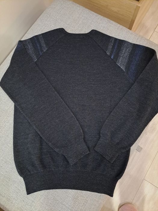Намален !Нов мъжки пуловер от Мерино Remus Uomo  XS