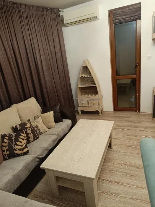 Дава се под наем Тристаен апартамент в Пловдив, Център - 90 кв.м за 450 € - Снимка #3