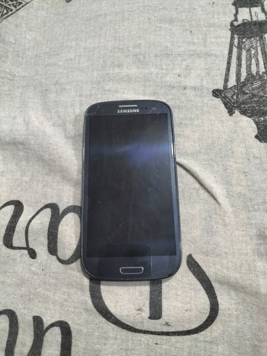 Vând Samsung Galaxy s3neo