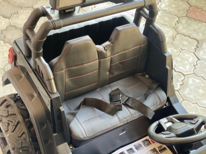 Bollalarni moshinasi  Mercedes Baggi