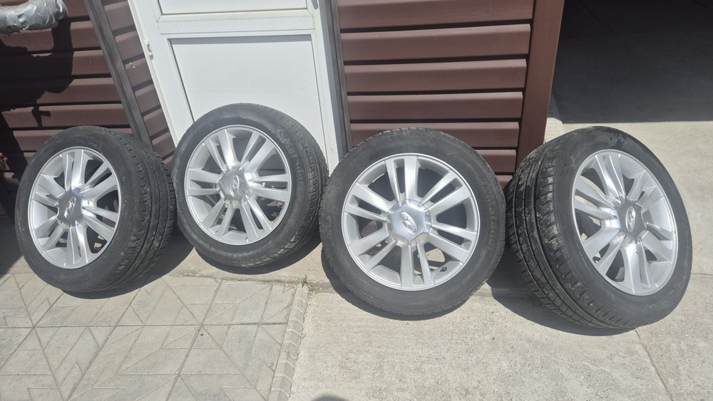 Продам диски с шинами R16, 4×100