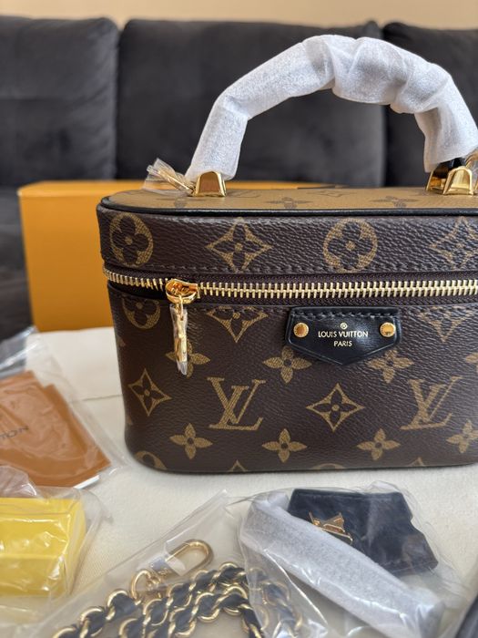 Poseta LV Vanity 19cm - full box/video