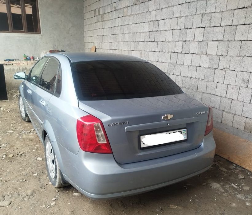 Lasetti 1.8 sotiladi yoki barter kobaltga