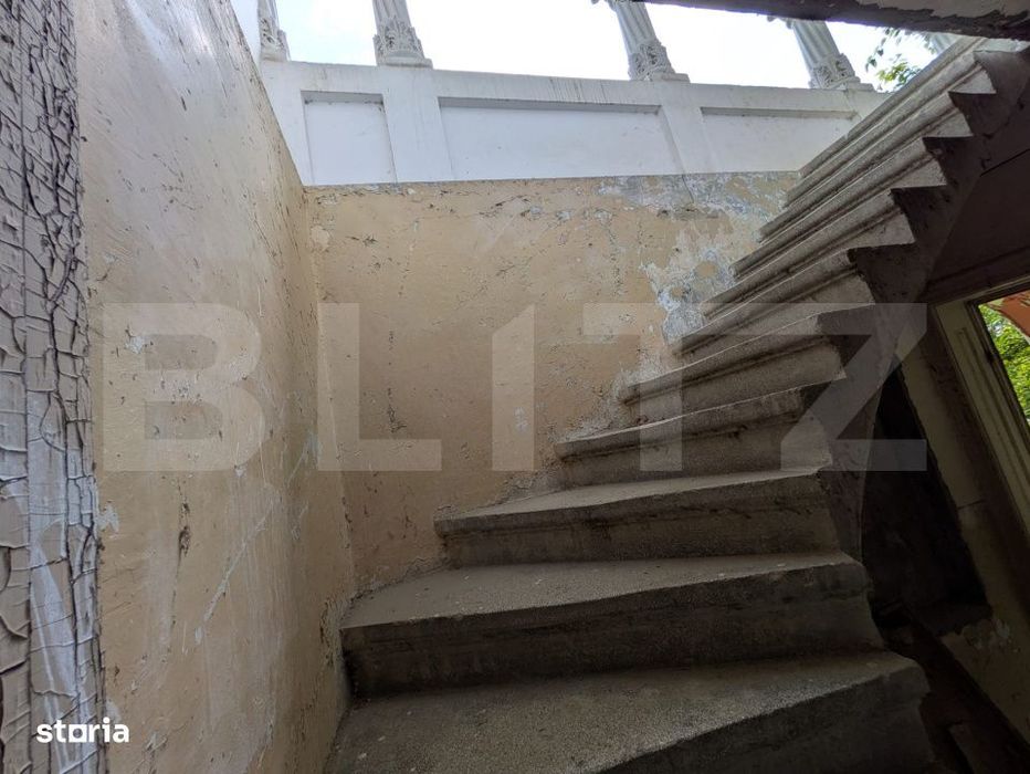 Cladire P+1 cu 9 camere si Terasa Spectaculoasa, Ideala pentru Pensiun