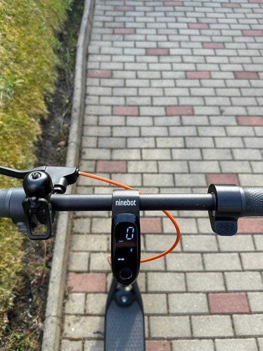 Trotinetă electrică NINEBOT F2 PRO