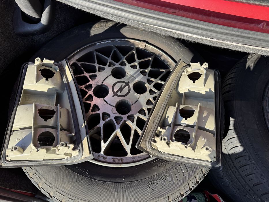 Opel Kadett GSI /Опел Кадет ГСИ Части налични