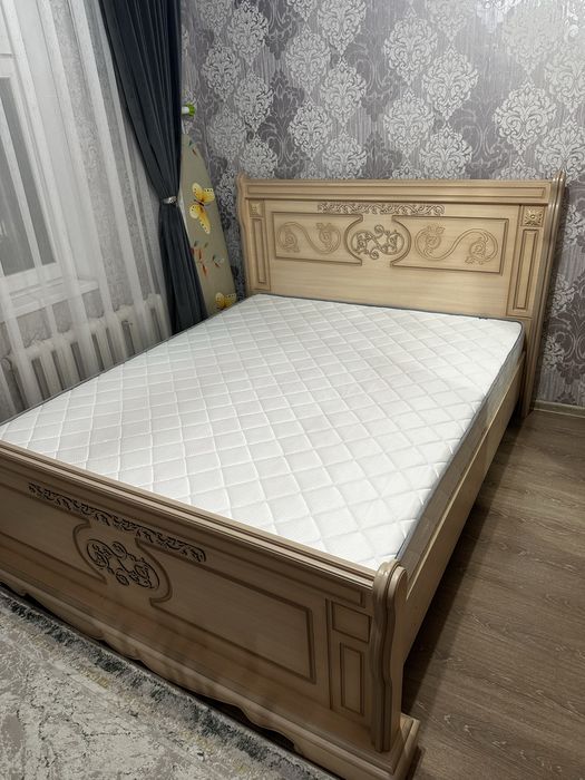 Мебель для спальни (кровать)