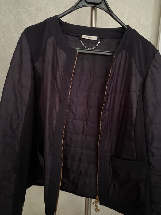 Продам куртки, пальто