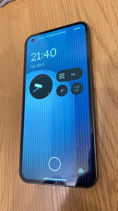 Nothing Phone (1) si Nothing Ear (1)