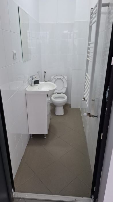 Inchiriere spatiu comercial