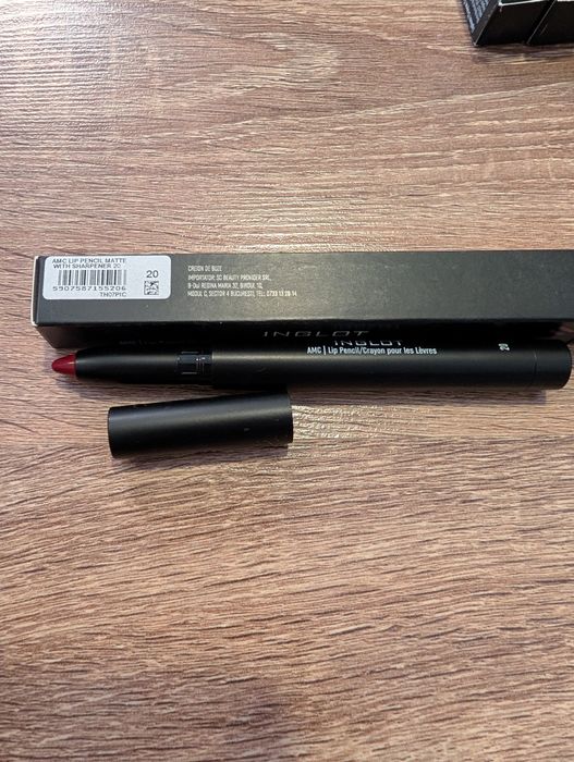 AMC lip pencil matte Inglot