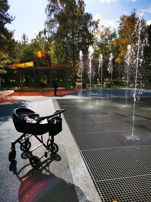 Продам детскую коляску