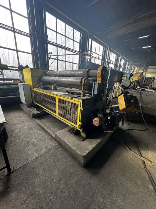 Вальцы 3-х валковые ИБ2220