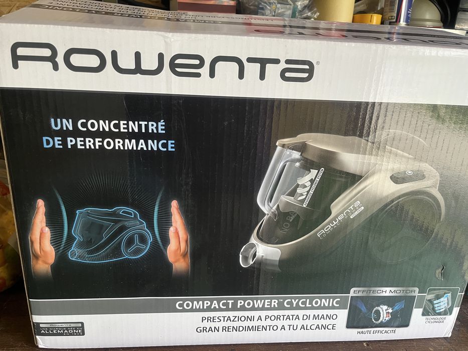 Aspirator fara sac Rowenta Compact Power Cyclonic Animal Care RO3786EA