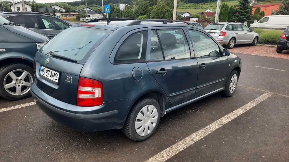 Vând  Skoda fabia