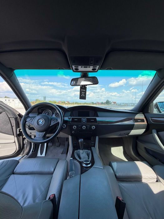 BMW E60 N53 523I