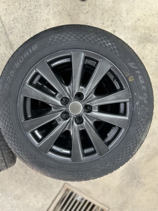 Резина viatti R18 225/60