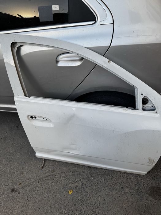 Cobalt eshik toza zavod oldi ong tomon miatina qisa boldi srocniga