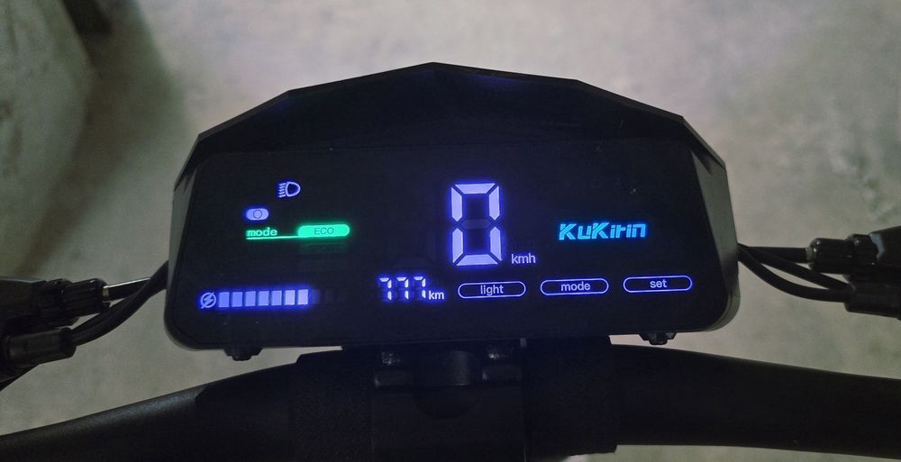 Електрическа тротинетка KUKIRIN G2 2025