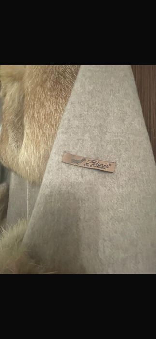 Palton alpaca și blana naturala