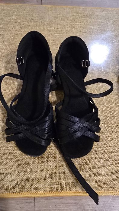 Професионални обувки за латино/ модерни танци