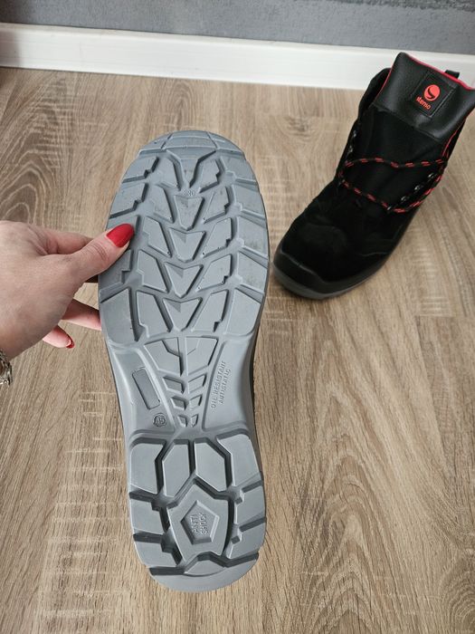 Работни обувки мъжки нови