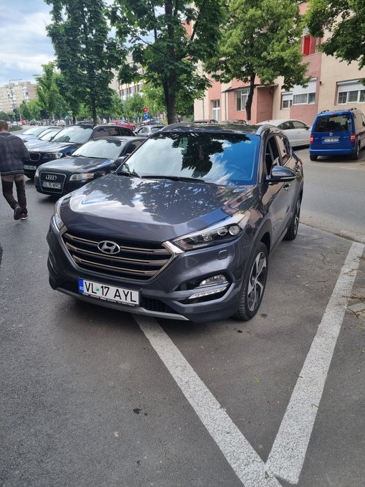 Hyundai tucson premium luxuri