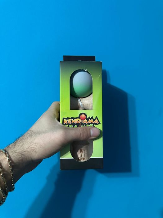 Kendama karo nouă