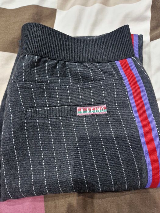 Детски панталон с кант