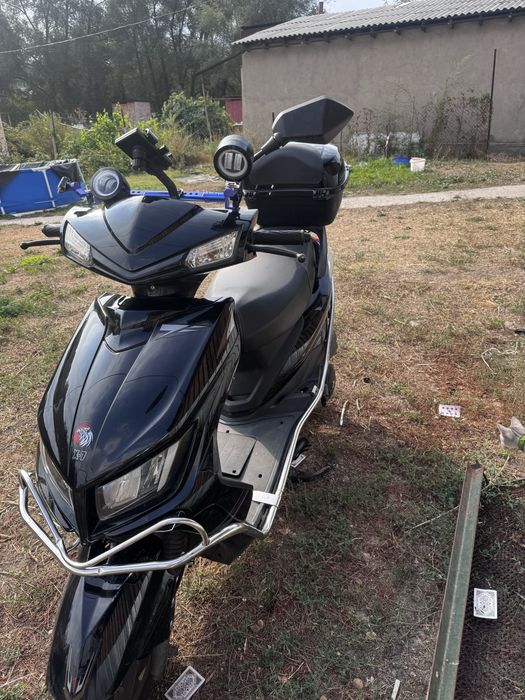 Мопед черный LIYA LY 49 QT