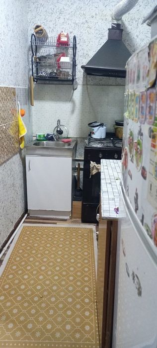 Ахунбабаевский массив за канал 2 хонали уй  сотилади