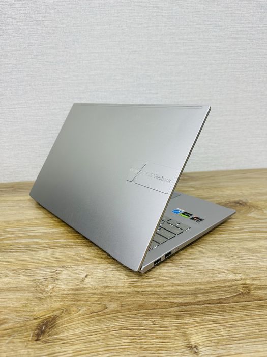 ASUS Ryzen 7-16 Ядерный+RTX3050 OLED дисплей Премиум игровой ноутбук
