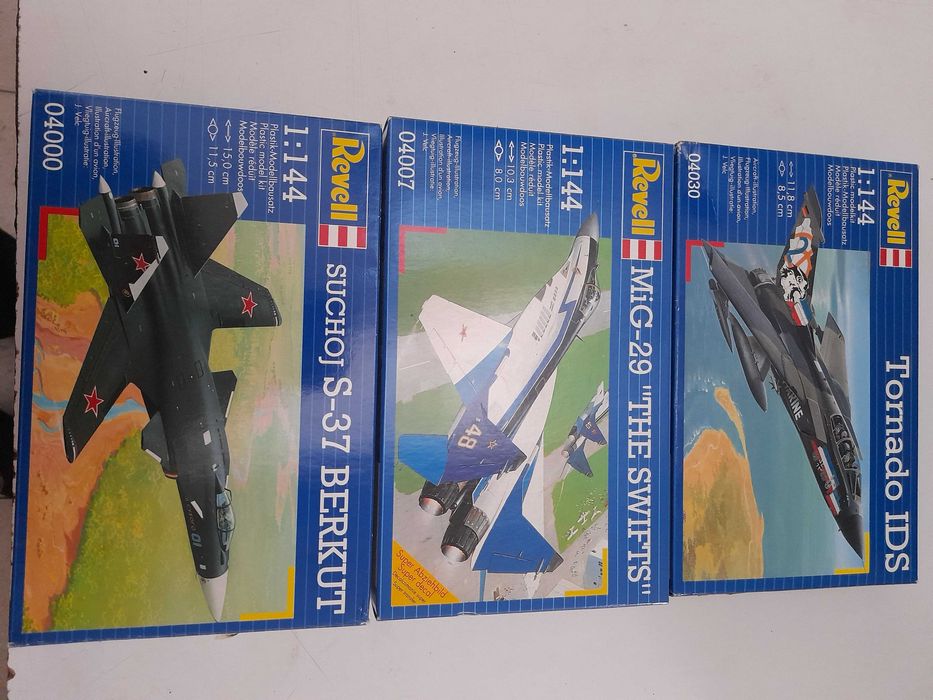 Machete avioane Revell 1/144