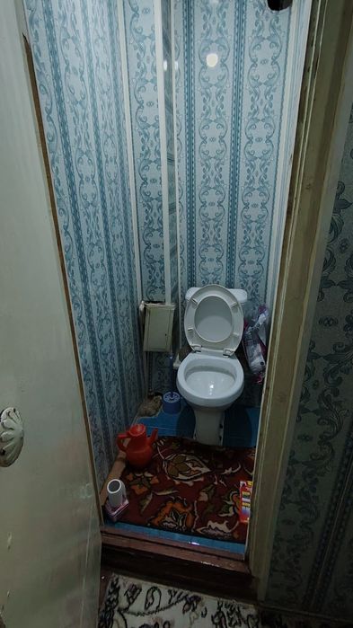 Uy sotiladi 2 xona 3 xona qilingan