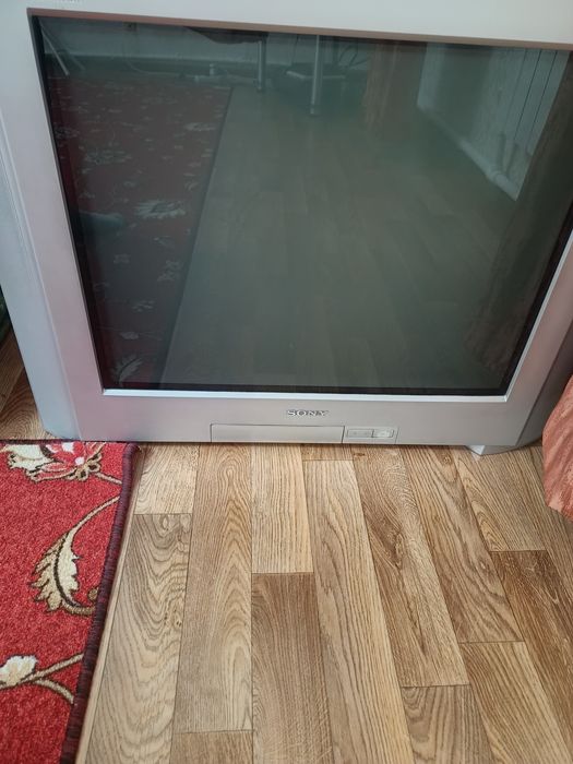 Продам телевизор