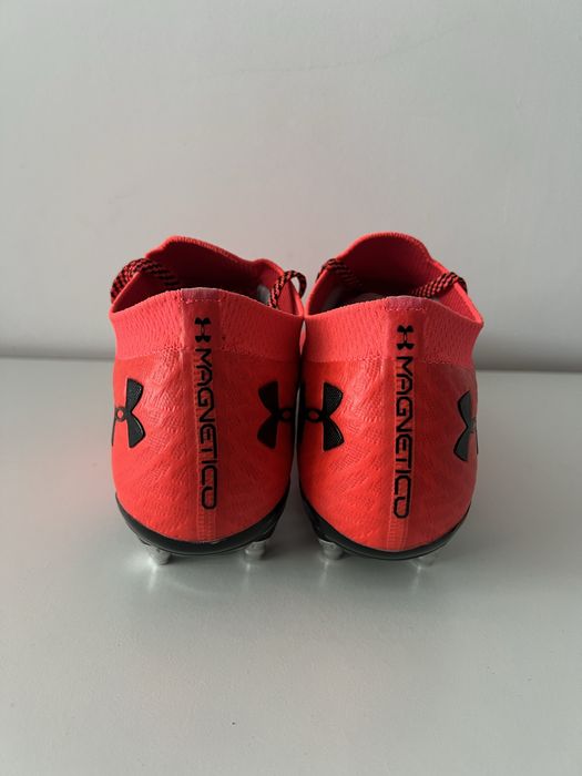 Ghete Fotbal Under Armour Magnetico Pro SG 46 NOI
