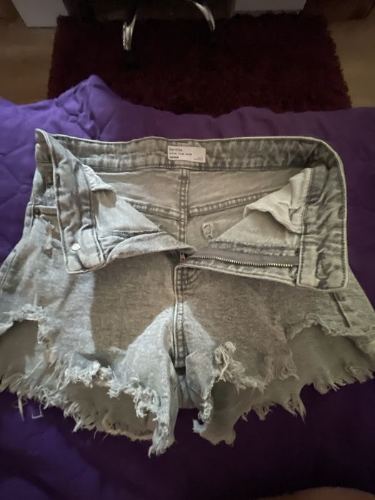 Къси дънкови сиви панталони