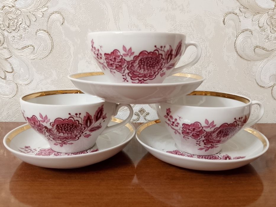 Сервизы винтажные.