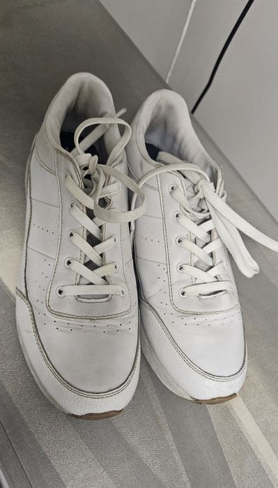 Кроссовки pull&bear 40