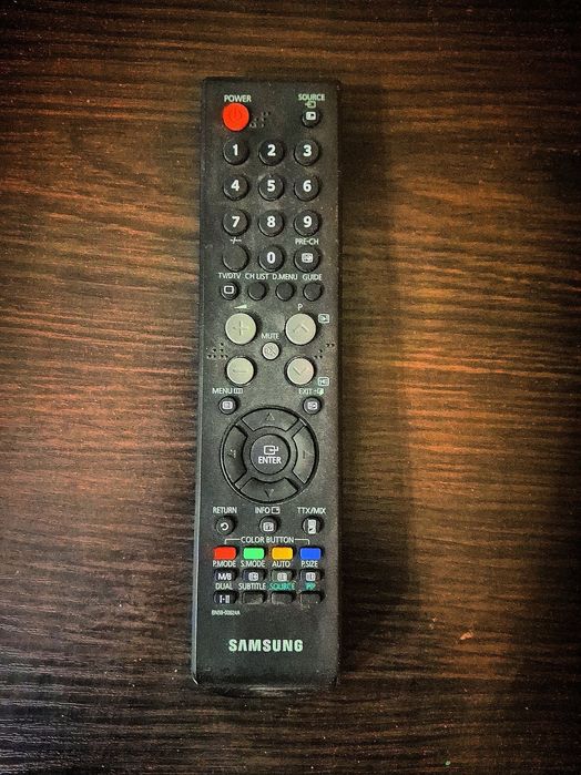 Монитор Samsung SyncMaster T200HD