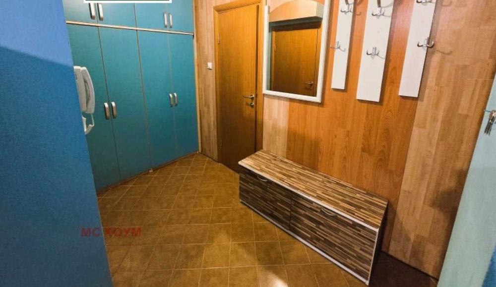 Продава се Тристаен апартамент в София, Център - 75 кв.м за 1972 €/кв.м - Снимка #4