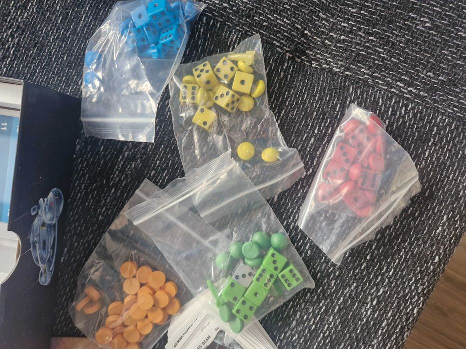 Alien Frontiers Настолна итра board game