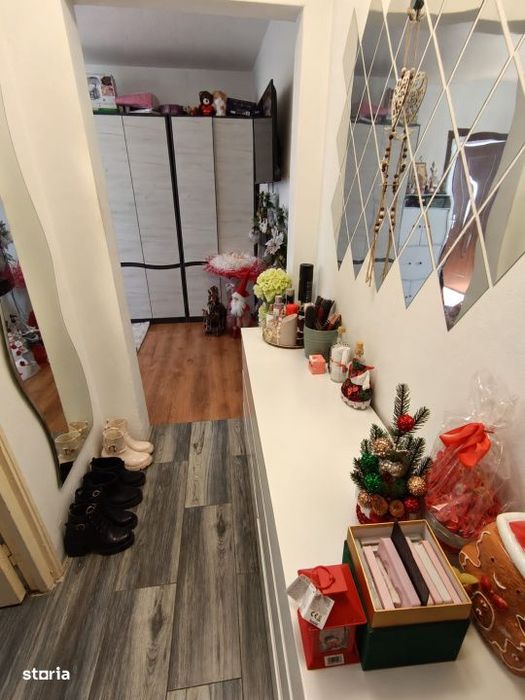 Apartament 2 camere, 32 mp, zona Sasar