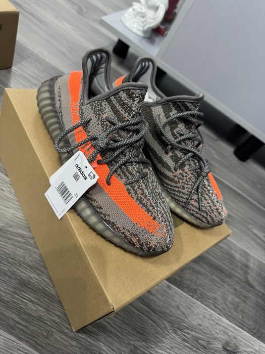 Yeezy 350v2 beluga
