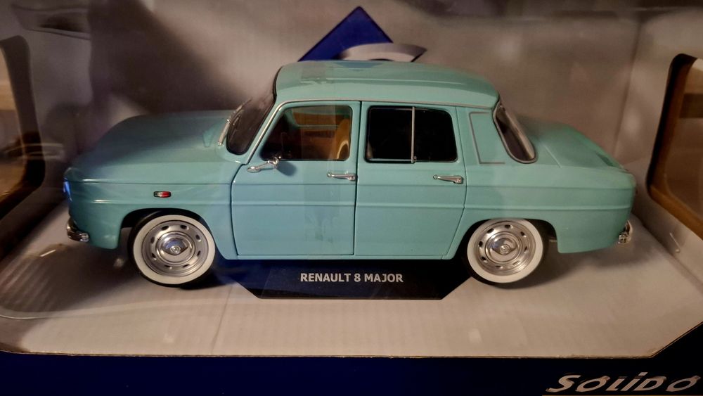Vand macheta auto Renault 8 Major, Solido, 1:18, NOUA