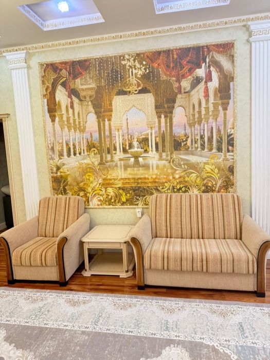 Мини диван с журнальным столом