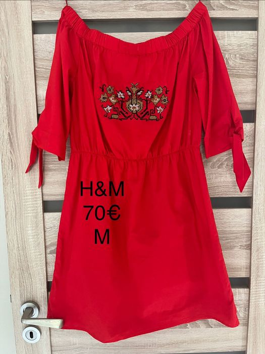 Рокля , с ръчно бродирана шевица М размер , H&M , памучна