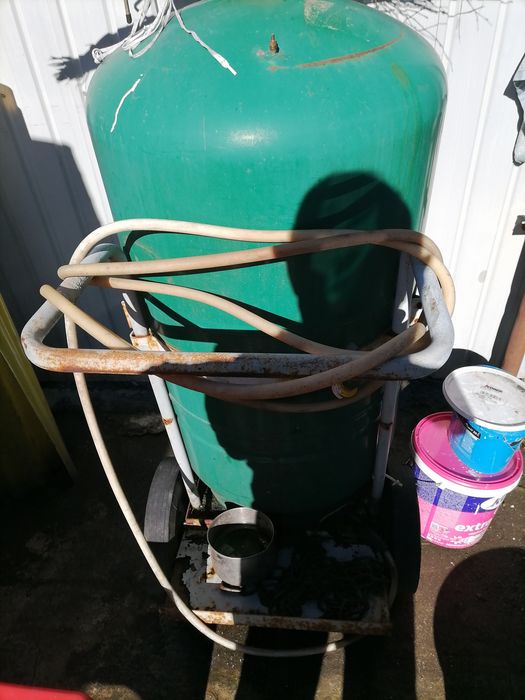 Vind recipient cu perna de aer