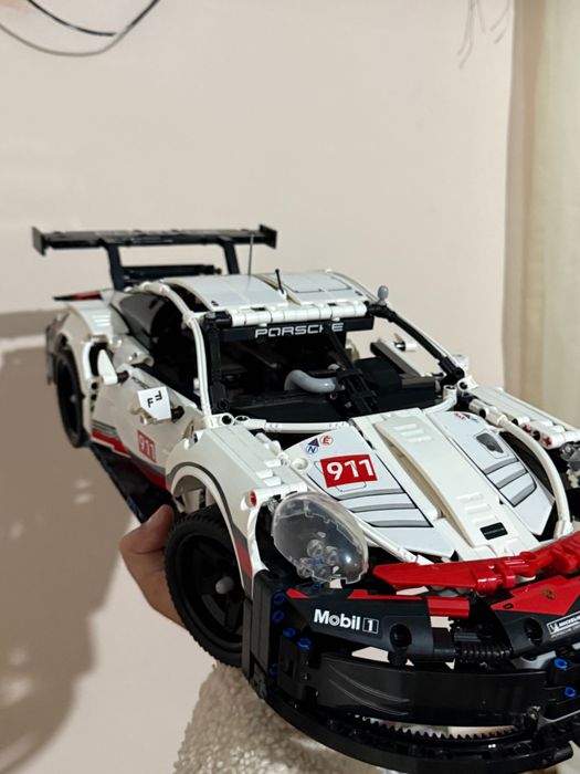 LEGO Technic Porsche 911 — коллекционная модель